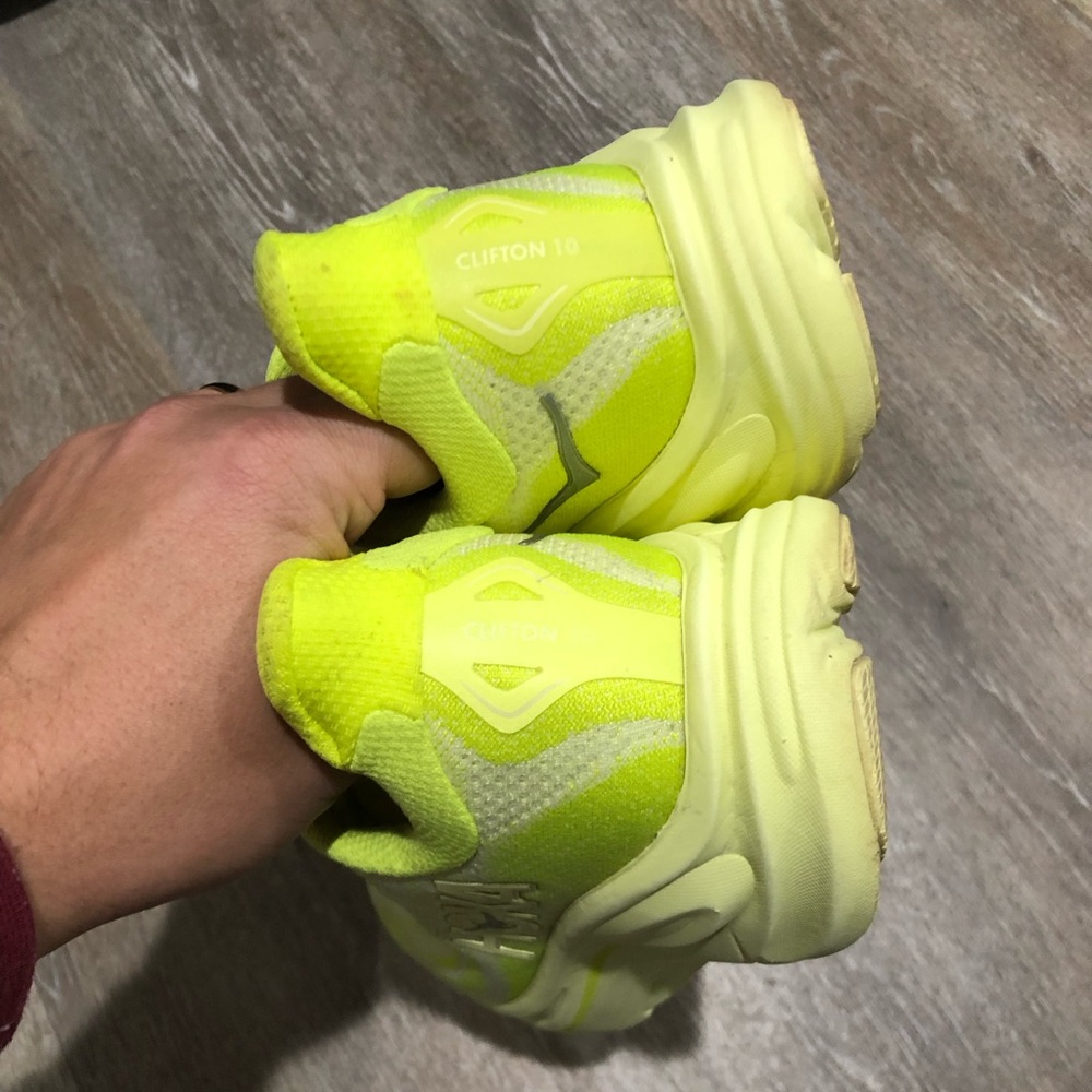 Hoka One One Clifton 10 Running Shoes Womens Size 9 Neon Yellow Sneakers Neutral - Picture 7 of 16